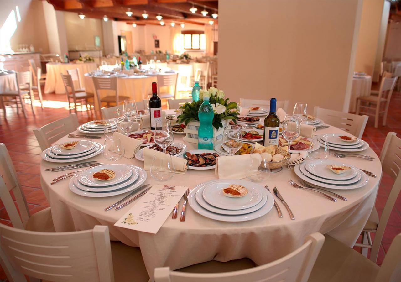 Le Rocce Antiche Hotel Resort Sant'Antìoco Eksteriør billede